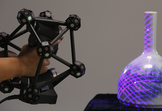 3D Scanner with All Blue Laser Technology